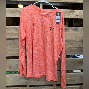 Under Armour women’s long sleeve shirt.